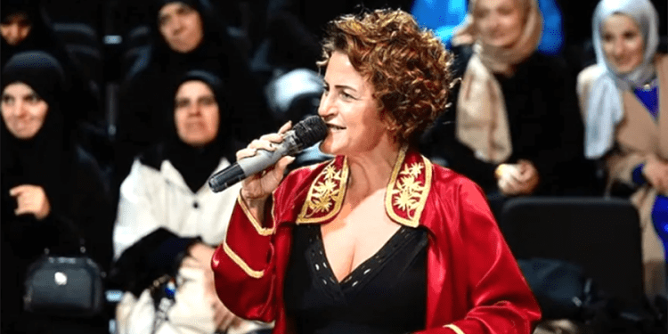 Damadı yanlışlıkla nikah memuru ile evlendirmişler