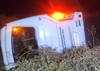 Bodrum’da yolcu minibüsü devrildi 3 kişi yaralandı