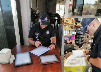 Zabıta Ekiplerinden Ruhsat Denetimi