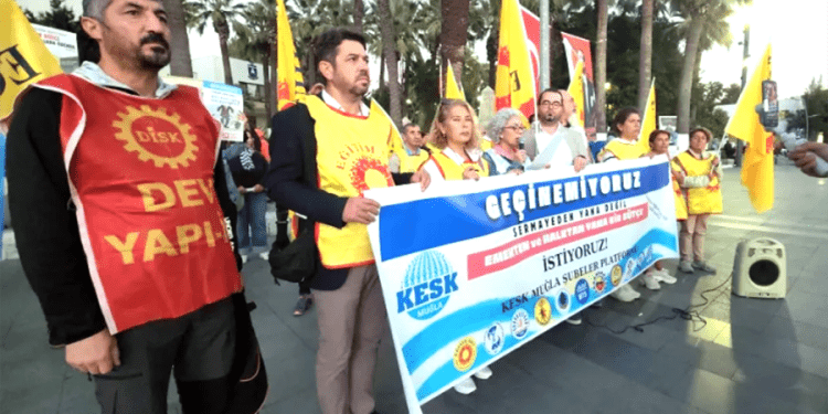 Bodrum’da “Geçinemiyoruz” eylemi yaptılar, İktidar 19.yüzyıl kölelik koşullarını hedefliyor”