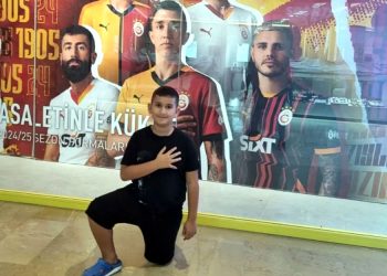 Bodrumlu ve Galatasaraylı Yiğit’in kalbi, yaşıtına umut oldu