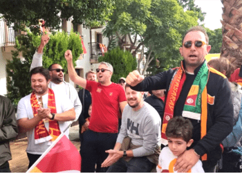 Galatasaraylılar Bodrum’da sevinç ve hüznü bir arada yaşadı