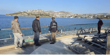 Bodrum’un turistik mahallelerinde kaçak iskeleler kaldırılıyor