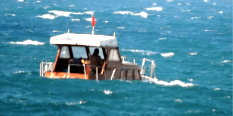 Bodrum’da lodos etkili oldu feribot seferleri yapılamadı