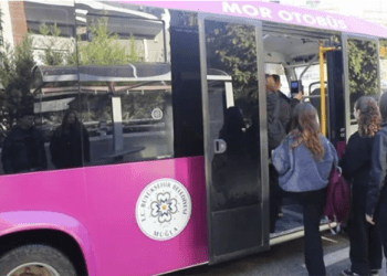 Bodrum’da kadınlar için mor otobüsler ve mor duraklar hizmete giriyor
