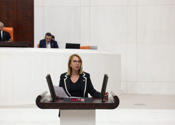 Milletvekili Süreyya Öneş Derici, Partisinin ‘Çare Eşitlikte’ Çalıştayını Dünyaya Duyurdu