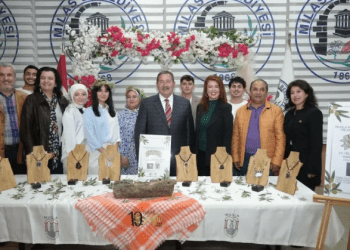 Zeytin Hasadı Şenliği’nde zeytin ve müzik ziyafeti, Milas zeytinyağı Holywood yıldızı