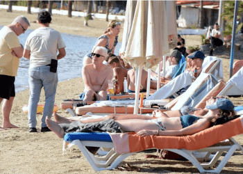 Kış beklenen Bodrum’da yaz geri geldi