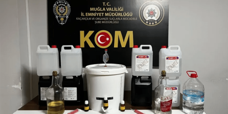 Operasyonda 1 ton kaçak alkol ele geçirildi, 7 gözaltı