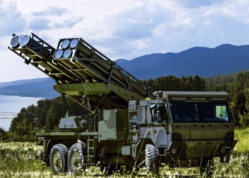 Yunanistan İsrail’den alacağı çoklu roketatar sistemleri Meriç ve Ege adalarına yerleştirecek