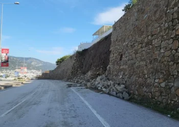 Ortakent – Turgutreis yolu açılmadı belediyeye tepki yağdı