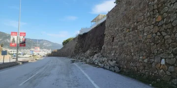 Ortakent – Turgutreis yolu açılmadı belediyeye tepki yağdı