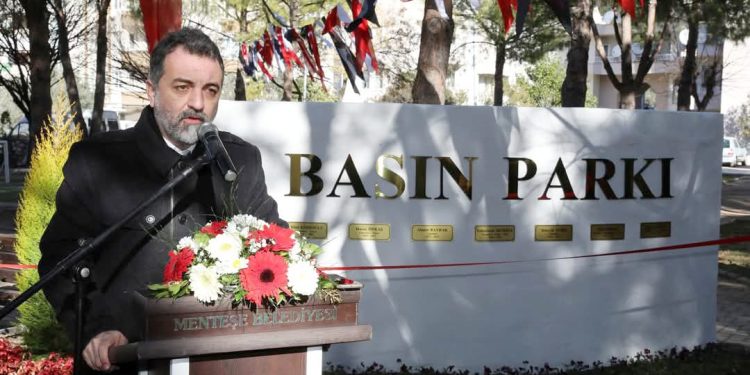 Basın Parkı’na çirkin saldırı: Anma Duvarı yine tahrip edildi