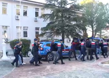 Jandarmadan 12 kişilik hırsızlık çetesine darbe