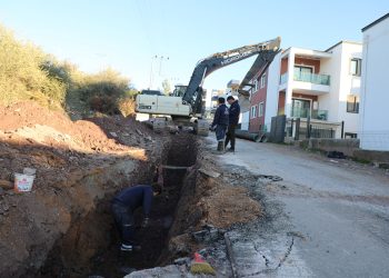 Mumcular’da İçme Suyu Hatları Yenileniyor