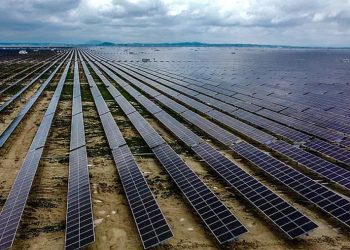 229 Milyon TL’lik Yatırımla Güneş Enerji Santrali Kuruluyor