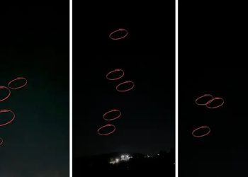 Gökyüzünde Ne Oluyor? Milas’ta Düzensiz Hareket Eden Cisimler Görüldü