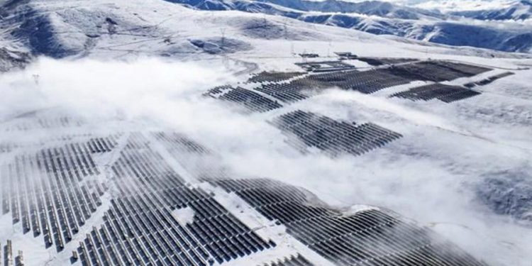 Dünyanın en yüksek rakımlı güneş enerjisi santrali kuruldu: Avantajları büyük