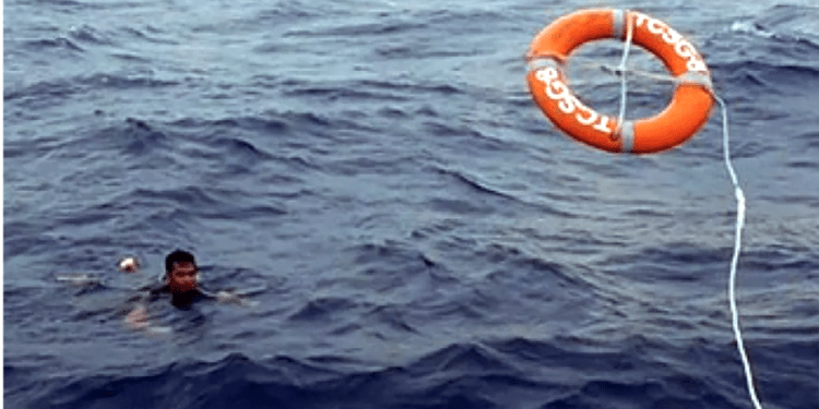 Batan göçmen botu olayında arama kurtarma devam ediyor