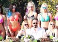 Adnan Oktar duruşmasında kediciklerden övgü: ‘Kombininiz çok güzel maşallah’