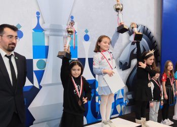 Minik Alya Bodrum’un Gururu Oldu