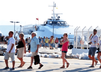 Ekspres vizenin kalıcı oluyor. Ekspres vize Yunanlı turizmci için Cankurtaran oldu