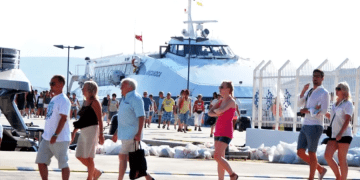 Ekspres vizenin kalıcı oluyor. Ekspres vize Yunanlı turizmci için Cankurtaran oldu