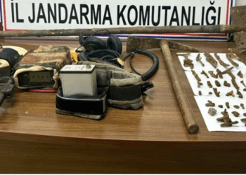 Kaçak kazı operasyonunda 4 kişi yakalandı