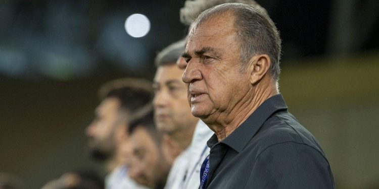 Fatih Terim daha ikinci maça çıkmadan ayrılığı açıkladı