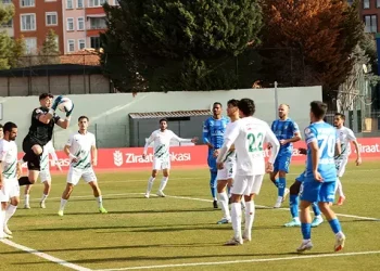 Kırklarelispor-Bodrum FK maçı nefes kesti: Tam sekiz gol