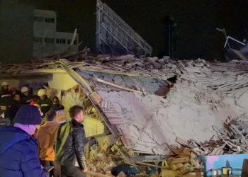 Konya’da 4 katlı bina çöktü! Çok sayıda ekip sevk edildi