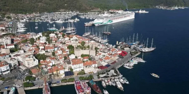 Marinalarda bağlama ücretleri dudak uçuklattı