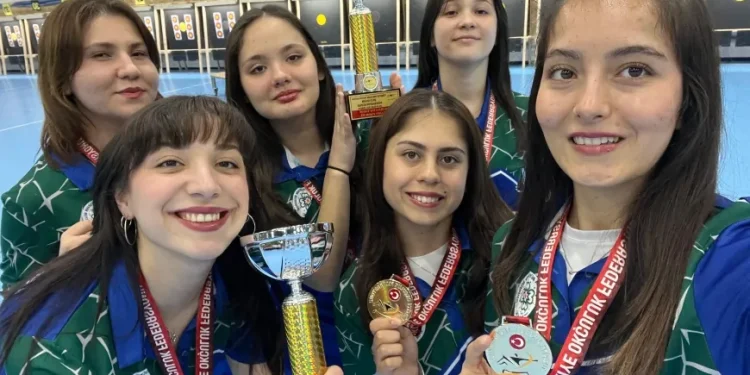 Okçulardan Avrupa’da 3 madalya