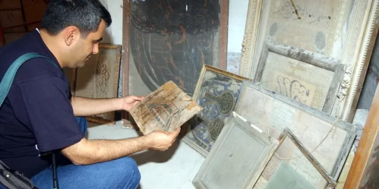 Turistik adadaki tüm Osmanlı kitabeleri ve yazıtları kayıt altına alınıyor