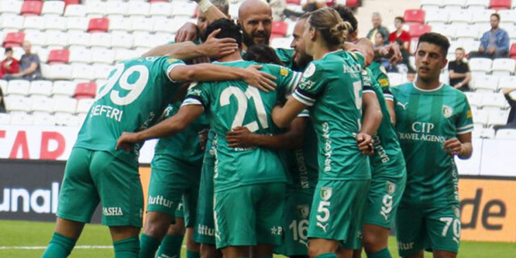 Herkes onlarla kavga ediyor: İşte en geçimsiz 4 burç