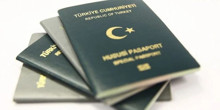 AB’den ‘Yeşil Pasaport’ sahiplerine kötü haber: Yurt dışına çıkmak hayal olacak