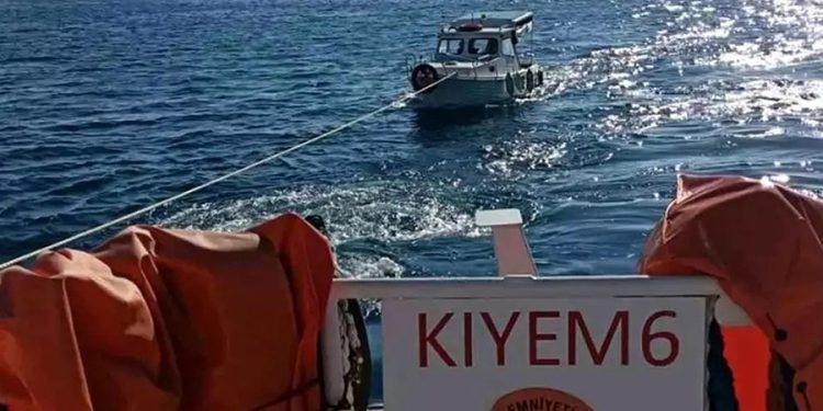 Bodrum’da Sürüklenen Tekne Kurtarıldı