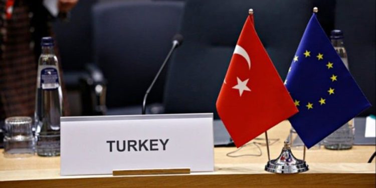 Gürcistan üye olur Türkiye asla!