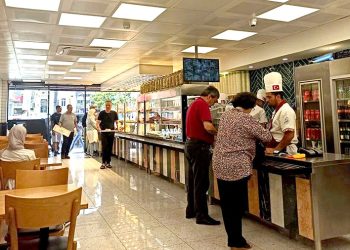 Maaşlar cebe girmeden zam fırtınası başladı