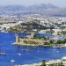 Bodrum’da otel havuzuna arabayla düştü