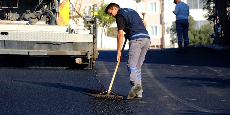 Asfalt Çalışmaları Devam Ediyor