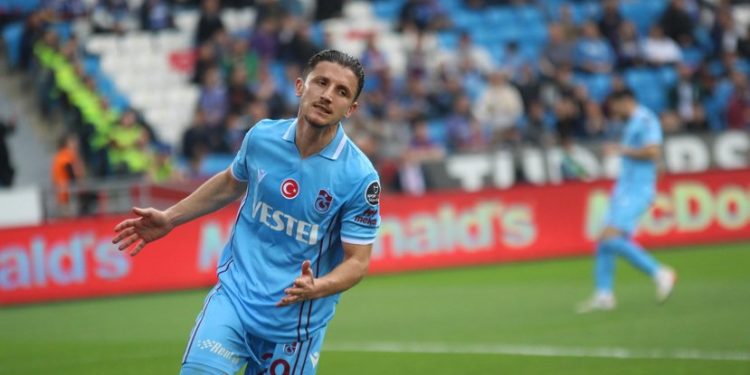 Trabzonsporlu Makedon futbolcu Enis Bardhi Bodrum FK’ya geldi