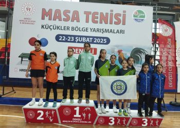 Büyükşehir Masa Tenisi Takımı 57 Takım Arasında Üçüncü Oldu