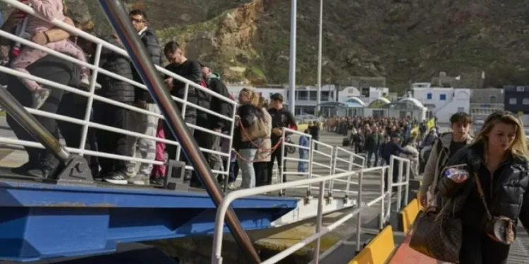 Adadan Kaçış Devam ediyor