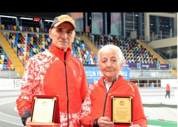 Bodrumlu Fehime Özkan Türkiye Şampiyonası’nda 4 rekor kırdı