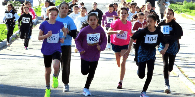 Bodrum’da çocuklar Atatürk Koşusu’nda kıyasıya yarıştı