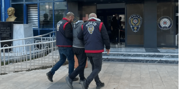 Aranan silahlı terör örgütü üyesi yakalandı