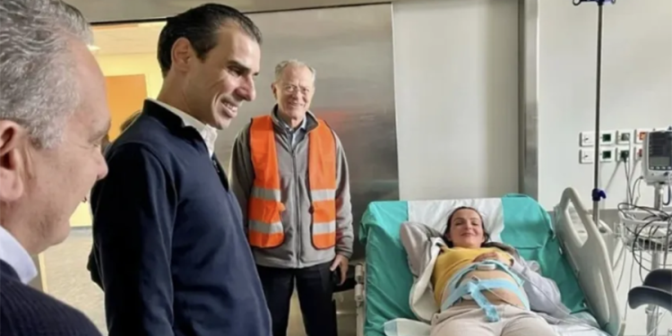 Binlerce depremin ortasında ilk çocuk dünyaya geldi