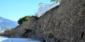 Evler heran yola kayabilir