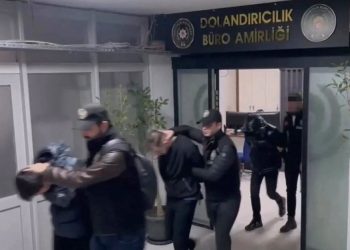 Sahte sevgili tuzağı: Kadın profili açıp, 8 milyon TL’lik vurgun yaptılar